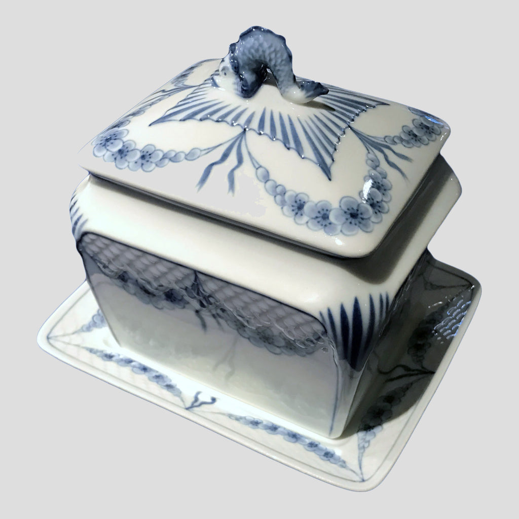 Biscuit box