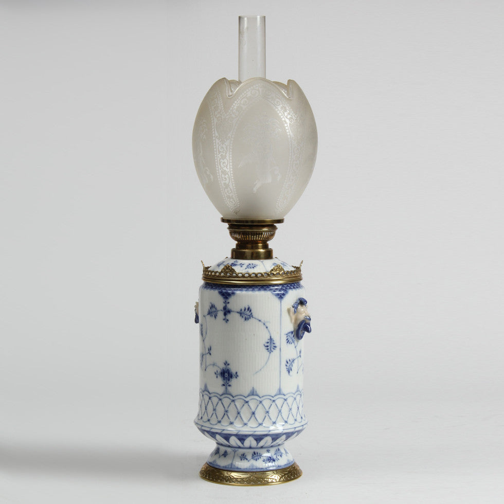Large oil lamp